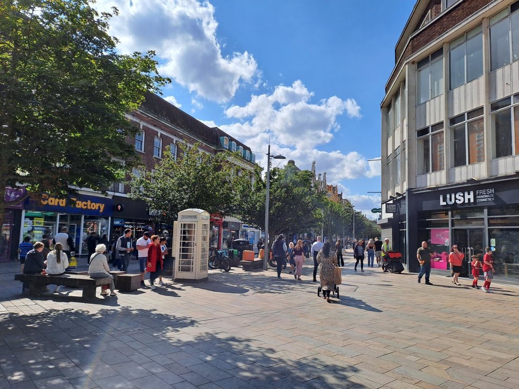 Cabinet to consider extension to street trading in city centre